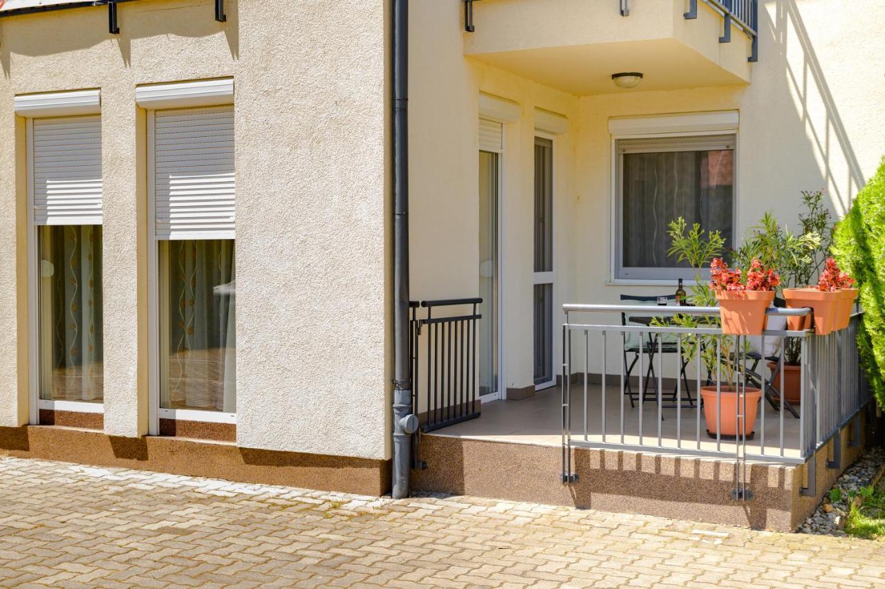Bella Apartments No1 Hajdúszoboszló Eksteriør bilde